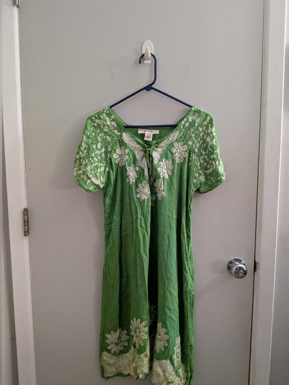 Gypsie Blu Green Embroidered Boho Peasant Dress Tie Neck Puff Sleeve OS Resort